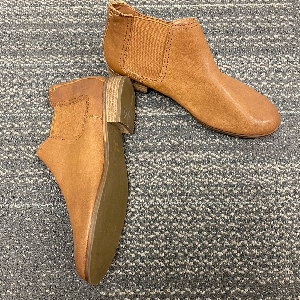FRYE Mallory Chelsea Cognac Ankle Boots Size 9.5